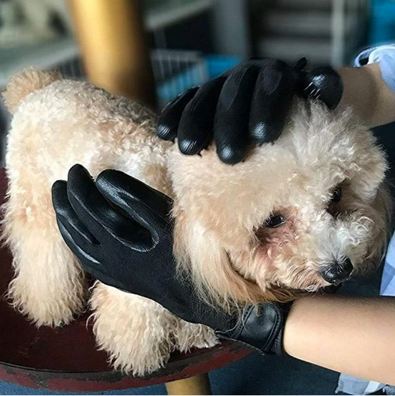 Grooved Pet Grooming Gloves