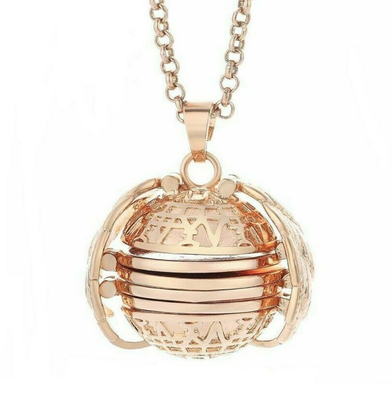 Magical Expandable Photo Locket